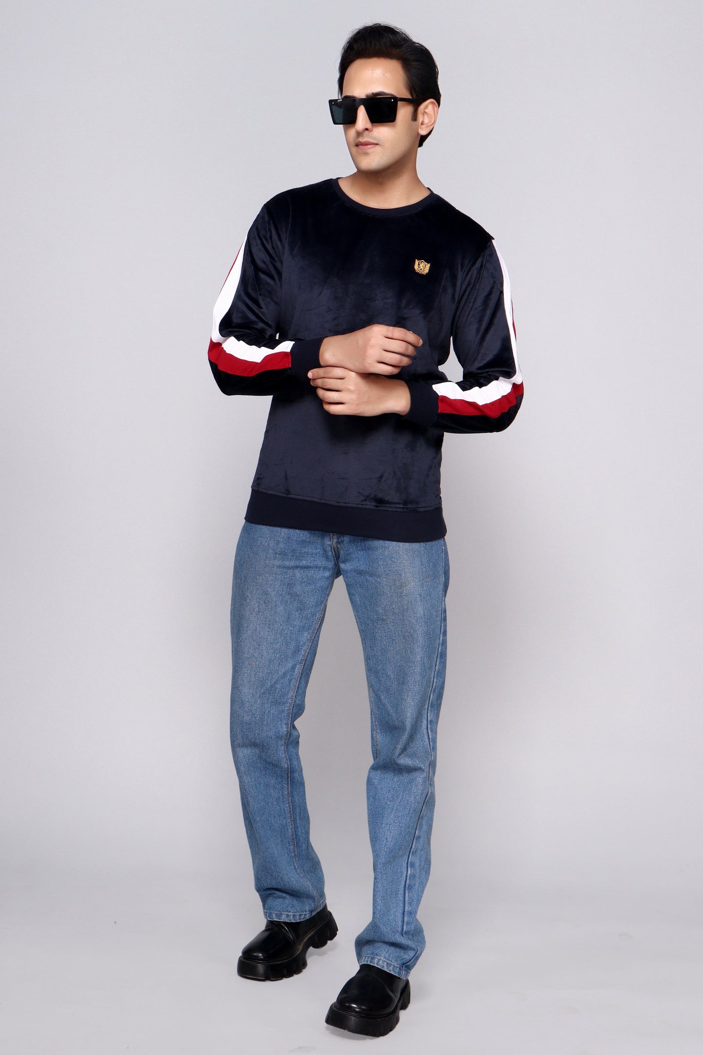 ROUND NECK VELVET SWEATSHIRT